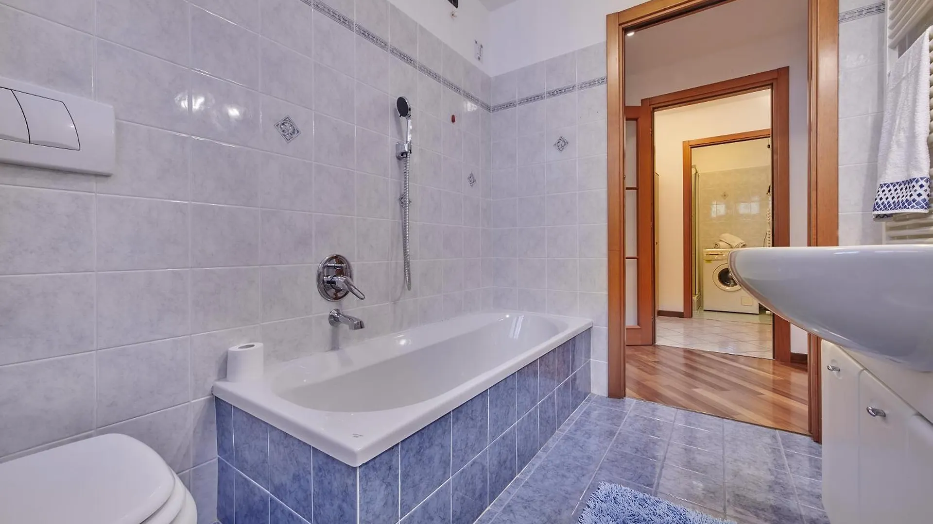 Casa vacanze A Step From The Lake Dervio Italia